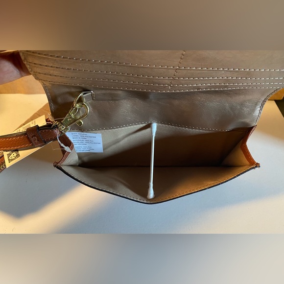 ANNE KLEIN. Brown Folded Wristlet Wallet. - Picture 9 of 15